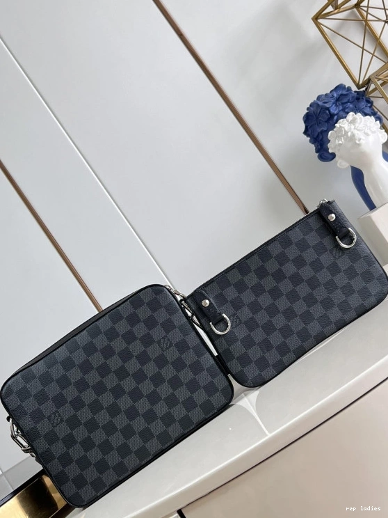 Cheap LOUIS MESSENGER VUITTON TRIO 0821